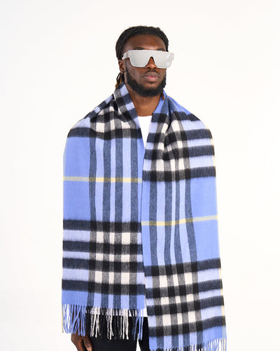 Top 10 Luxury Wool Scarves for a Stylish Winter