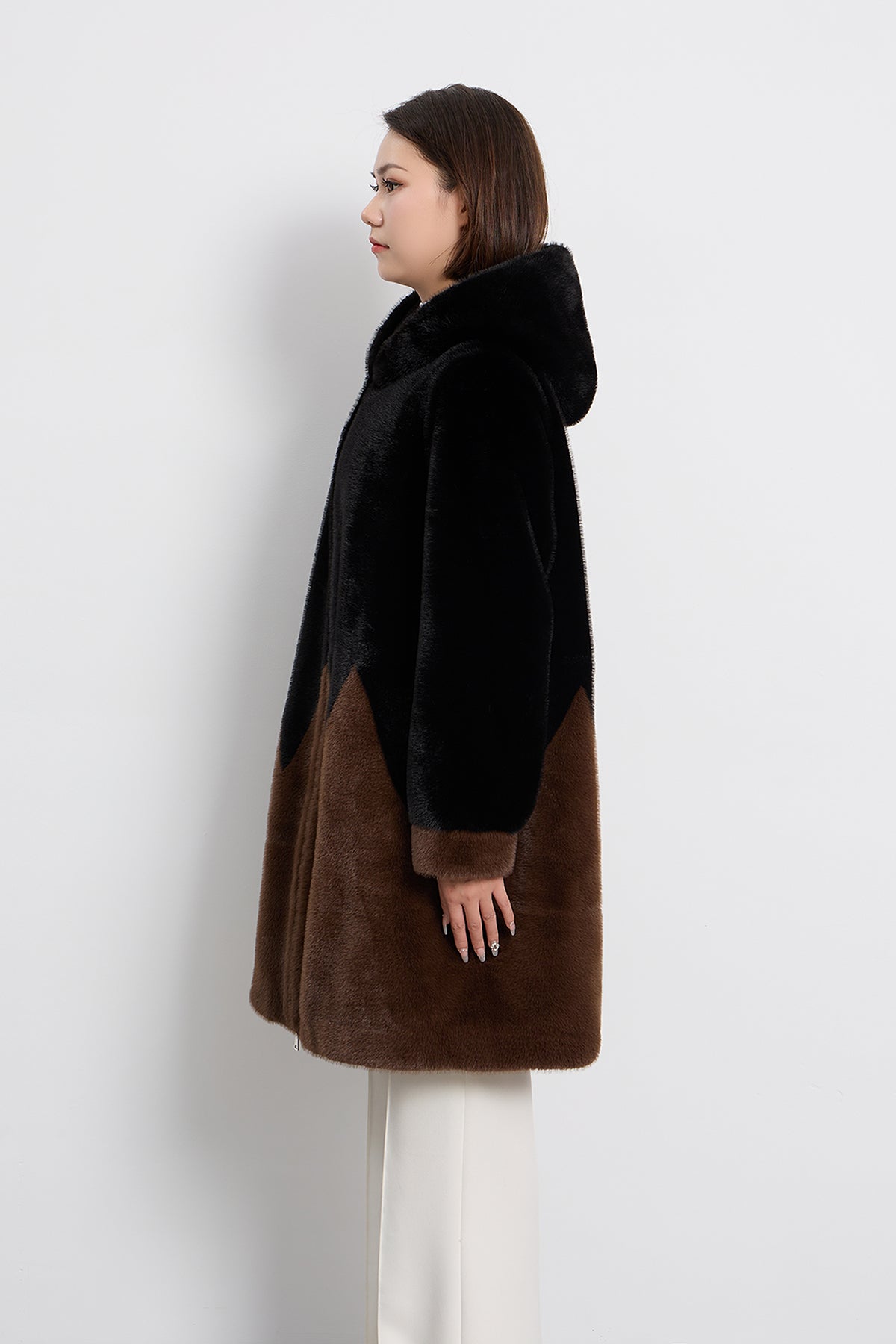 Women's Hooded Fur Short Coat Exclusive Design - Black/Brown