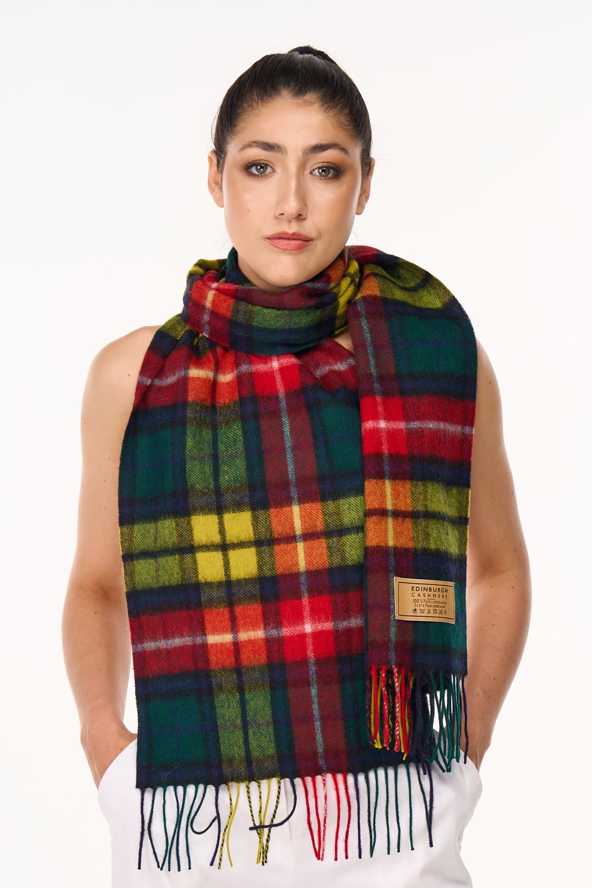 100% Pure Cashmere Scarf Scottish Design Buchanan Tartan