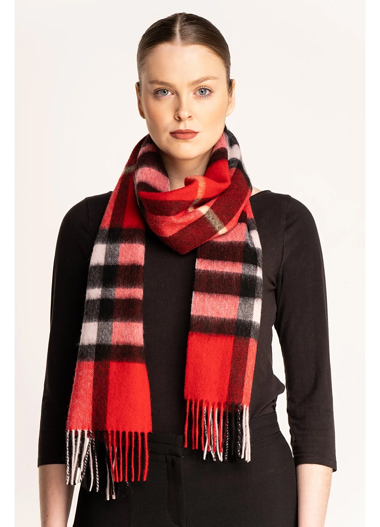 Scarf DC Red  100% Pure Lambswool